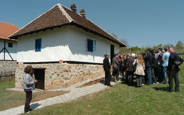 Чувар језичког блага